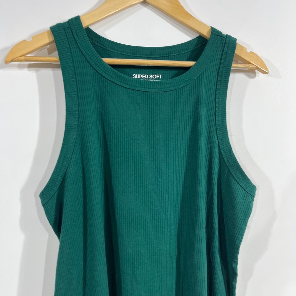 Torrid Super Soft Minimalist 90s Preppy Rib Knit Tank Top Womens 2x Crew Neck - Picture 2 of 9